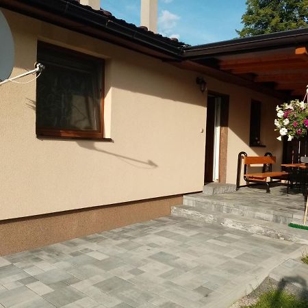 Domek Relov Bagian luar foto