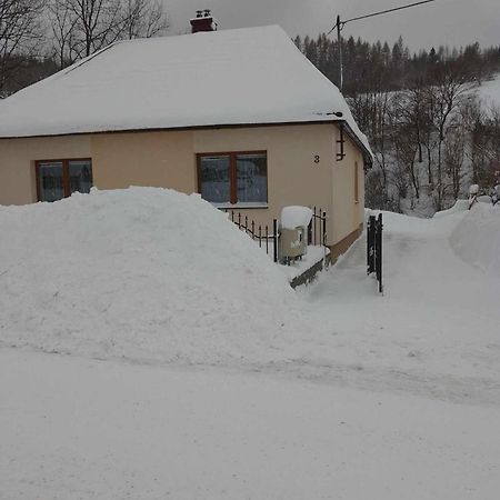 Domek Villa Relov Bagian luar foto